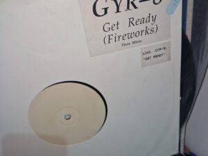 GYR-8 GET READY FOR FIREWORKS