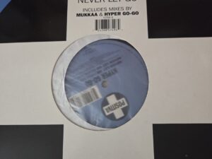 HYPER GO GO NEVER LET 4